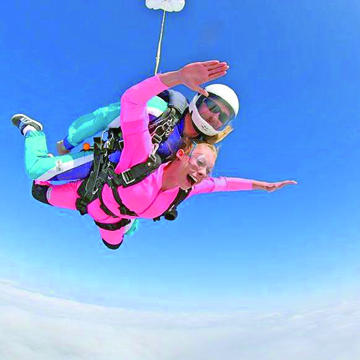 Carthel Skydiving 2-16